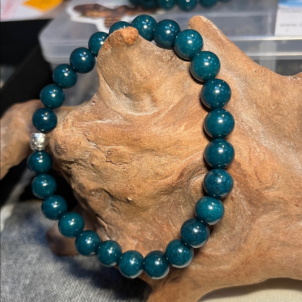 8mm Dark Teal Calcedony